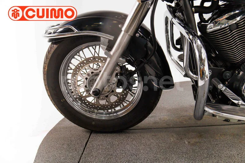 Kawasaki VN900 Classic - Vista 24