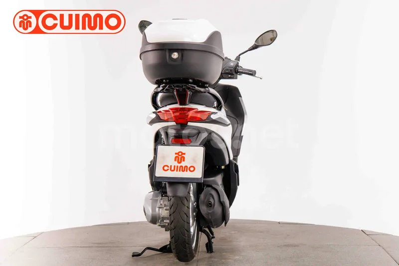 Piaggio Liberty 125 - Vista 5