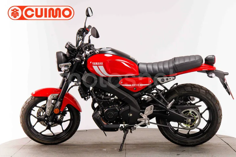 Yamaha XSR125 - Vista 15