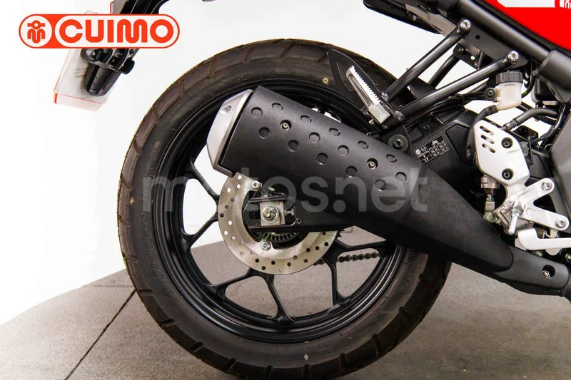 Yamaha XSR125 - Vista 32