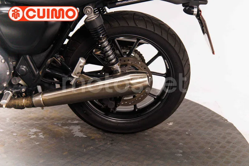 Triumph Street Twin - Vista 26