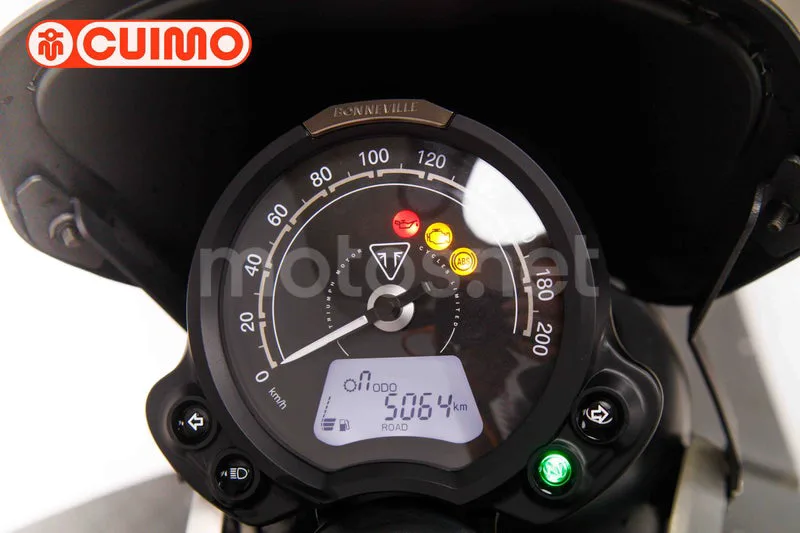 Triumph Speed Twin 900 - Vista 27