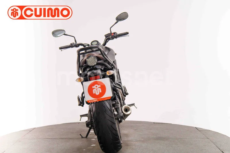 Yamaha XSR700 - Vista 5