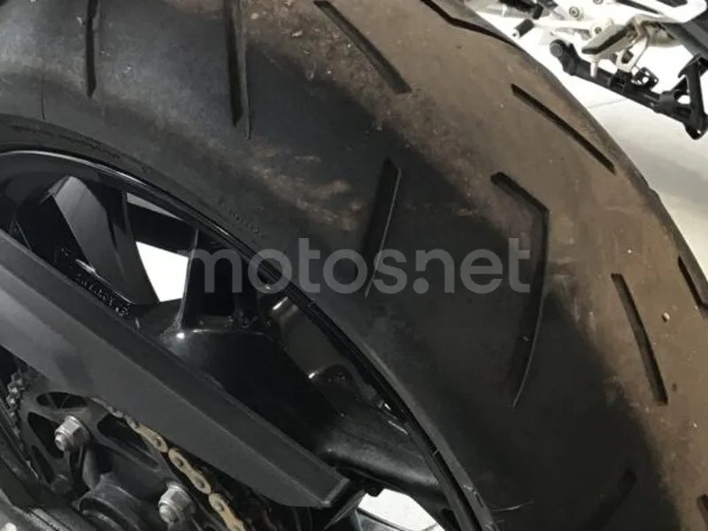 BMW S 1000 R - Vista 9