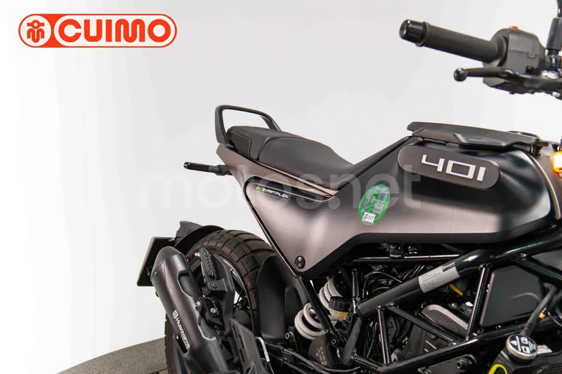 Husqvarna Svartpilen 401 - Vista 15