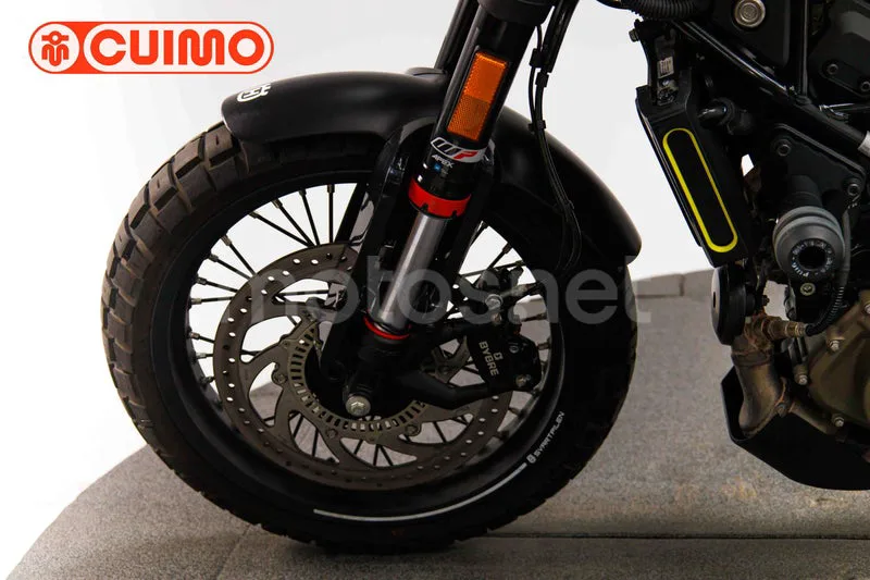 Husqvarna Svartpilen 401 - Vista 26