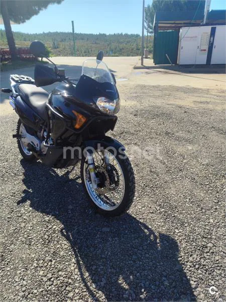 Honda XL650V Transalp - Vista 5