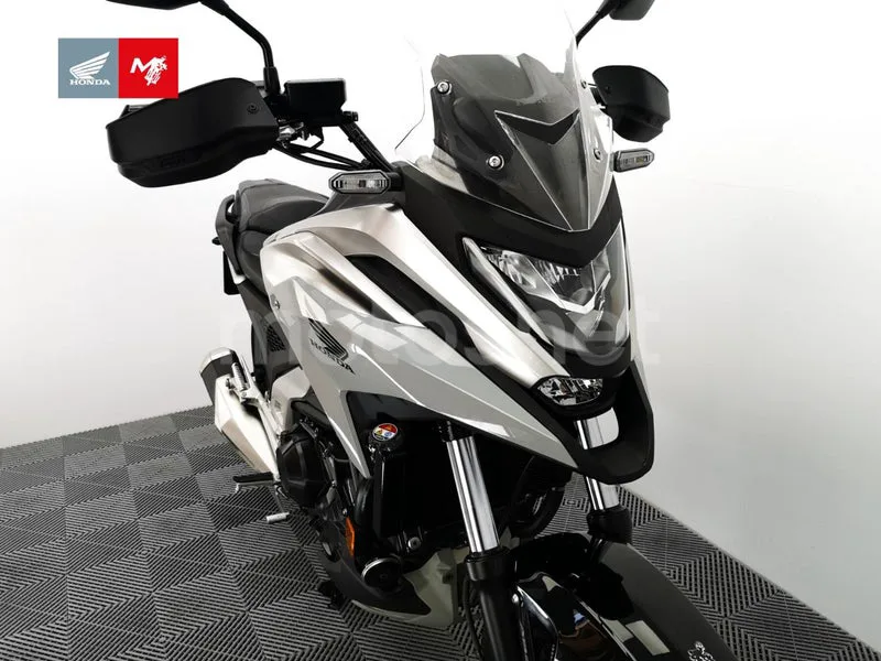 Honda NC750X - Vista 3