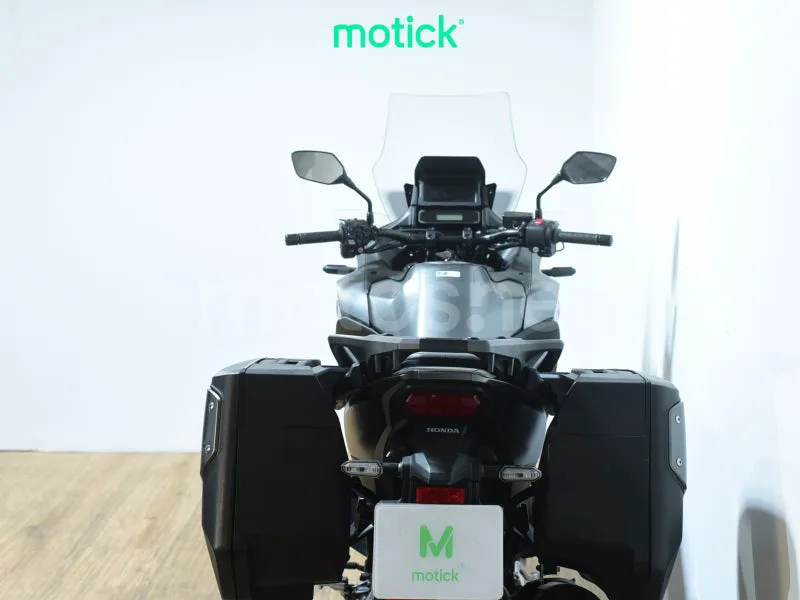 Honda NT1100 - Vista 6