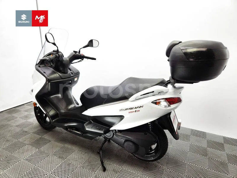Suzuki Burgman 125 - Vista 17