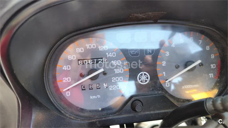 Yamaha XJ600S Diversion - Vista 7