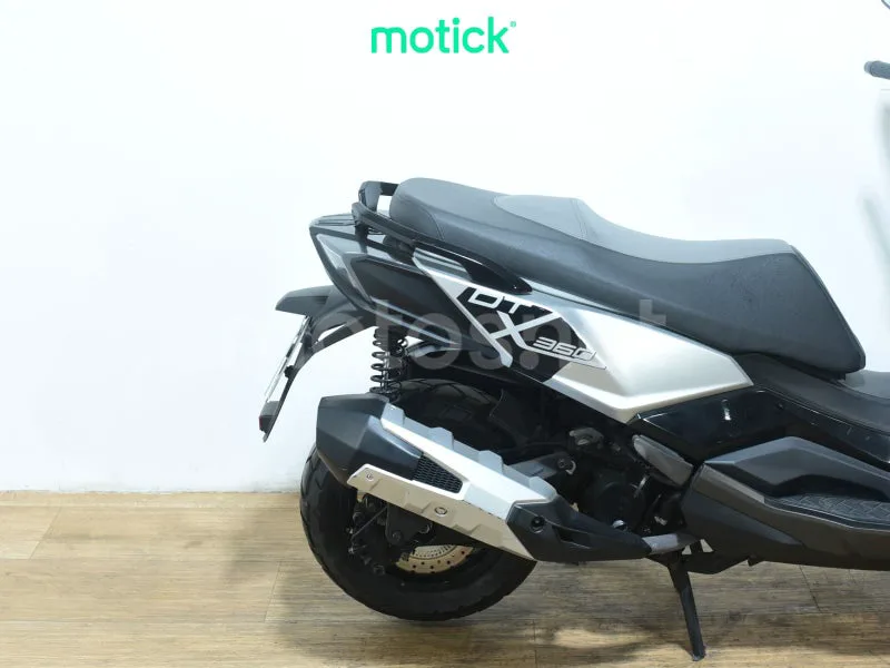 Kymco DTX 350 - Vista 3