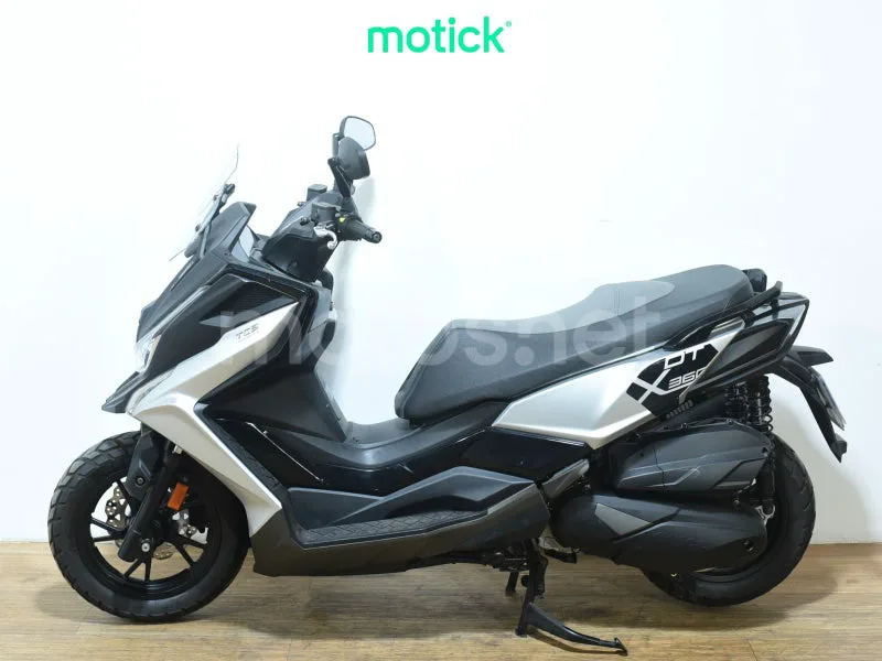 Kymco DTX 350 - Vista 7