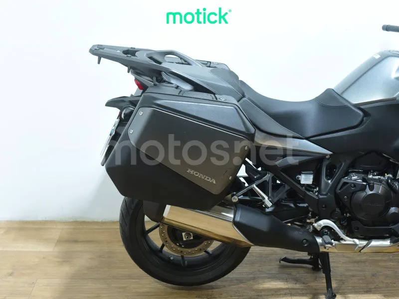 Honda NT1100 - Vista 3