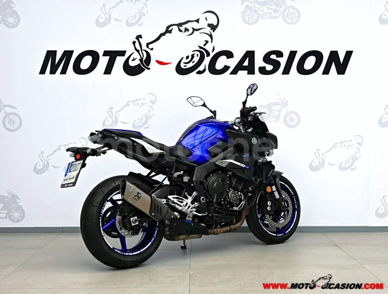 Yamaha MT-10 - Vista 3