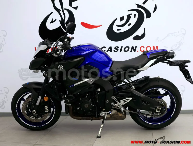 Yamaha MT-10 - Vista 7