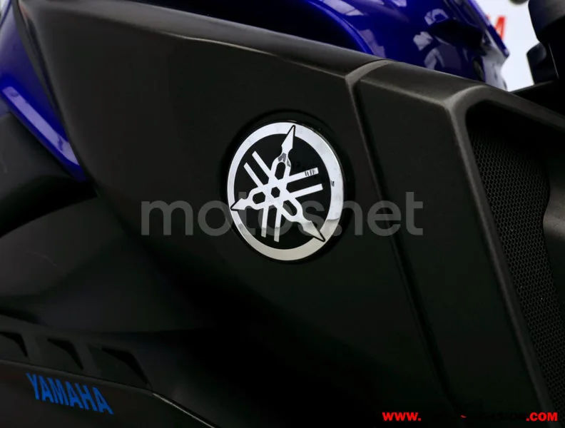 Yamaha MT-10 - Vista 9