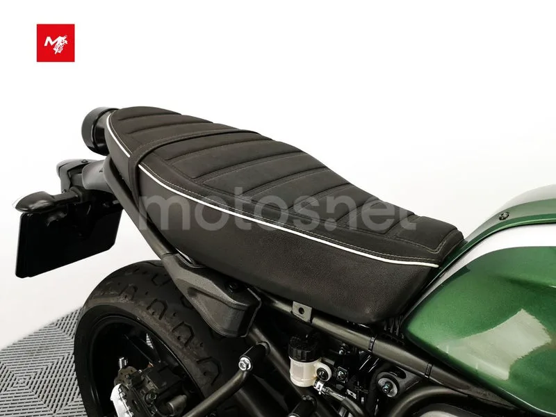 Yamaha XSR700 - Vista 12