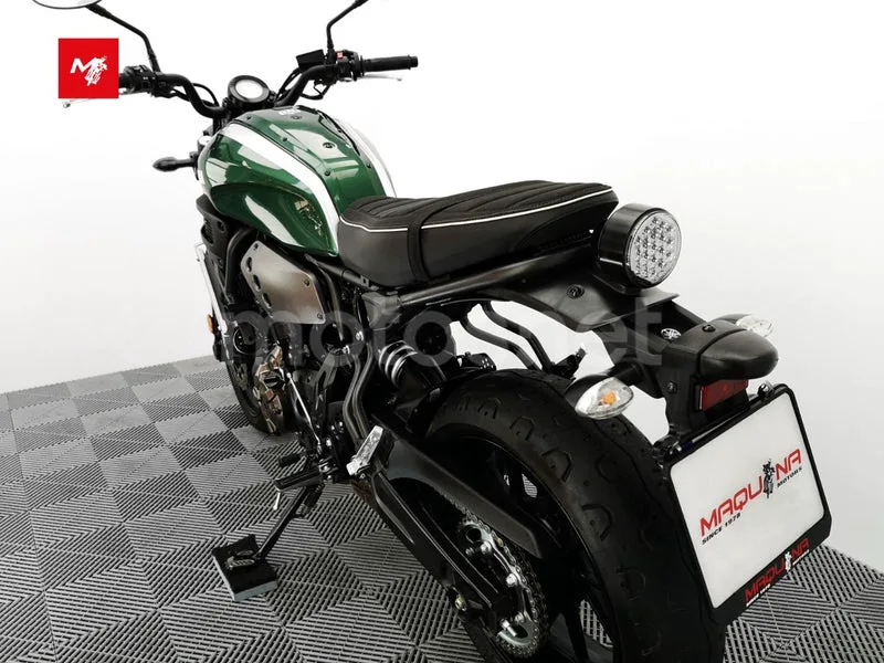 Yamaha XSR700 - Vista 17