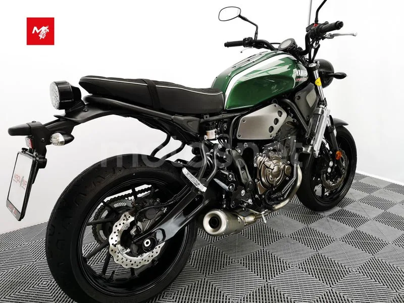Yamaha XSR700 - Vista 4