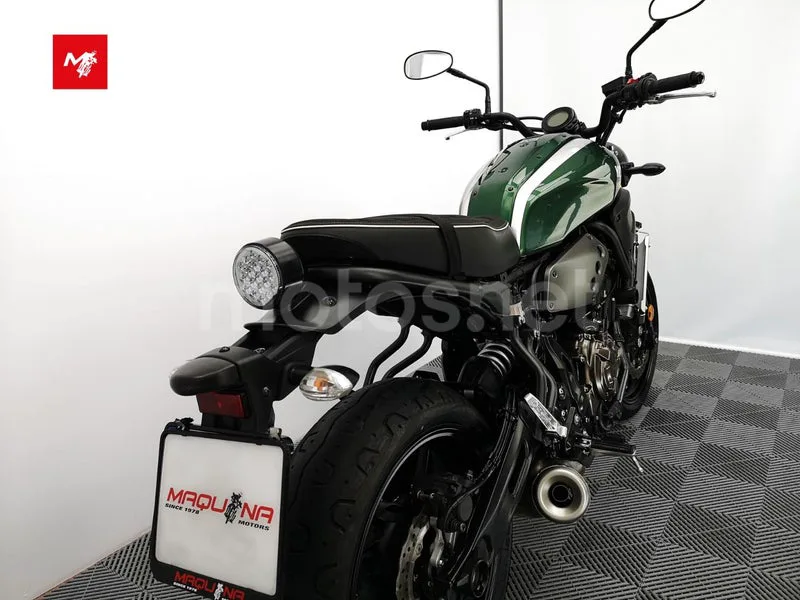 Yamaha XSR700 - Vista 5