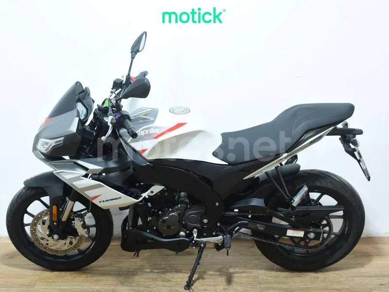 Aprilia Tuono 125 - Vista 7