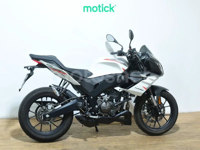 Aprilia Tuono 125 - Vista 10