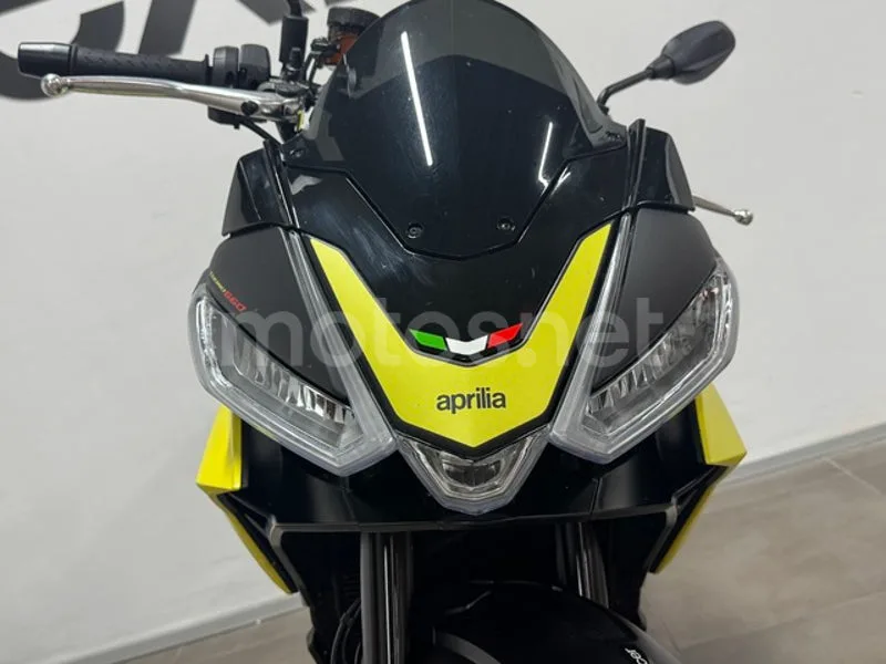 Aprilia Tuono 660 - Vista 9