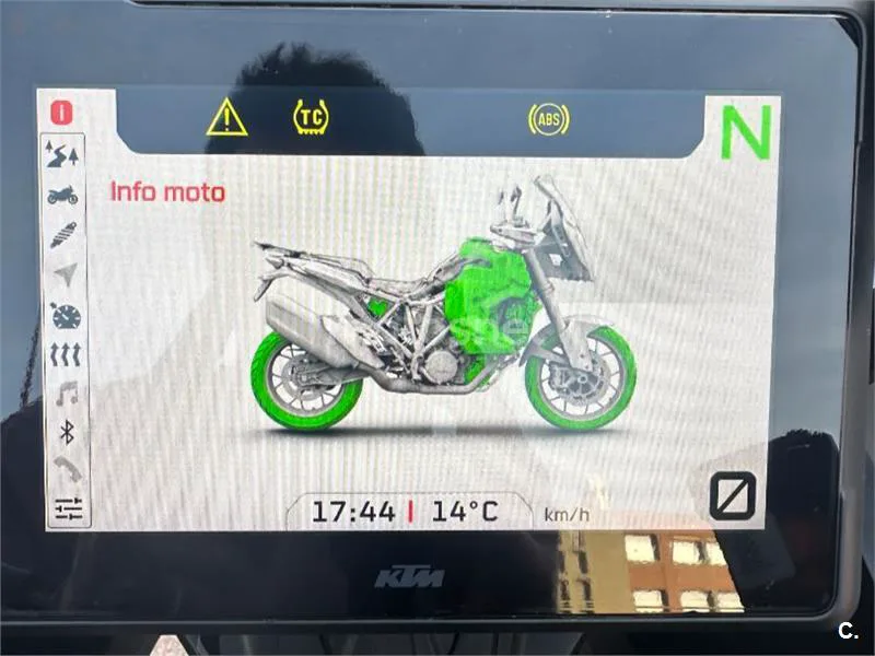 KTM 1290 Super Adventure - Vista 6