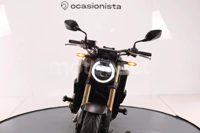 Honda CB650R - Vista 7