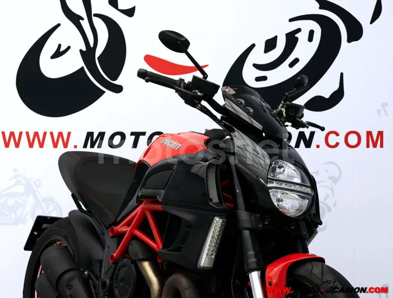 Ducati Diavel - Vista 4