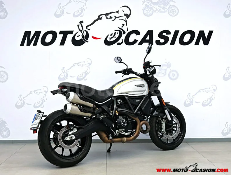 Ducati Scrambler - Vista 3