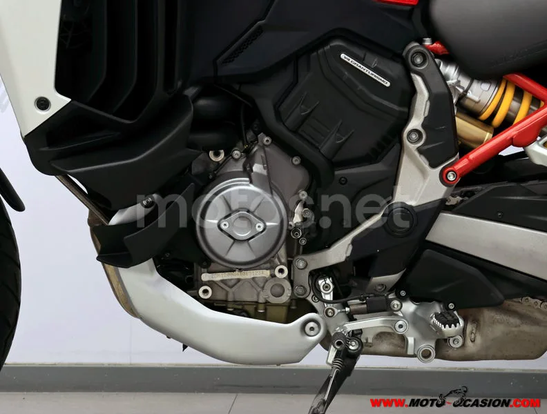 Ducati Multistrada V4 - Vista 10