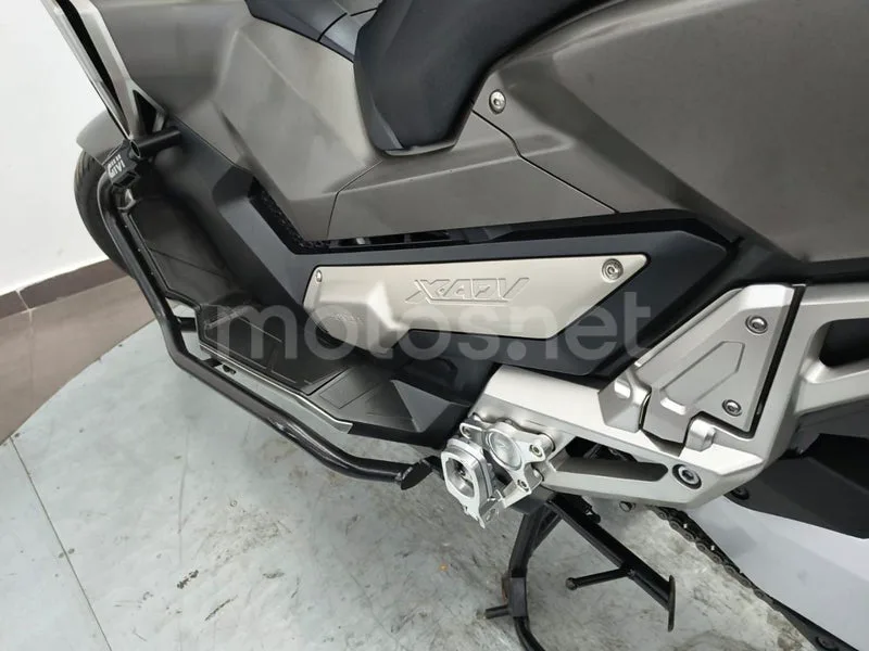 Honda X-ADV - Vista 8