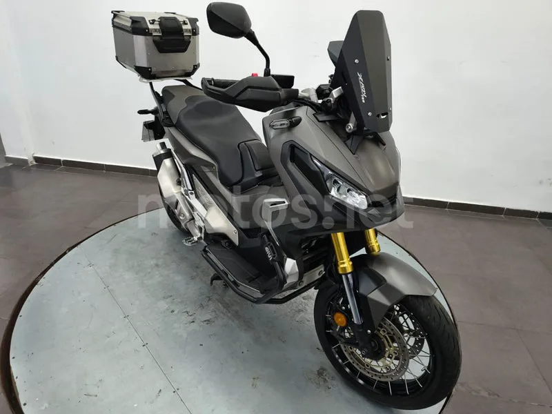 Honda X-ADV - Vista 10