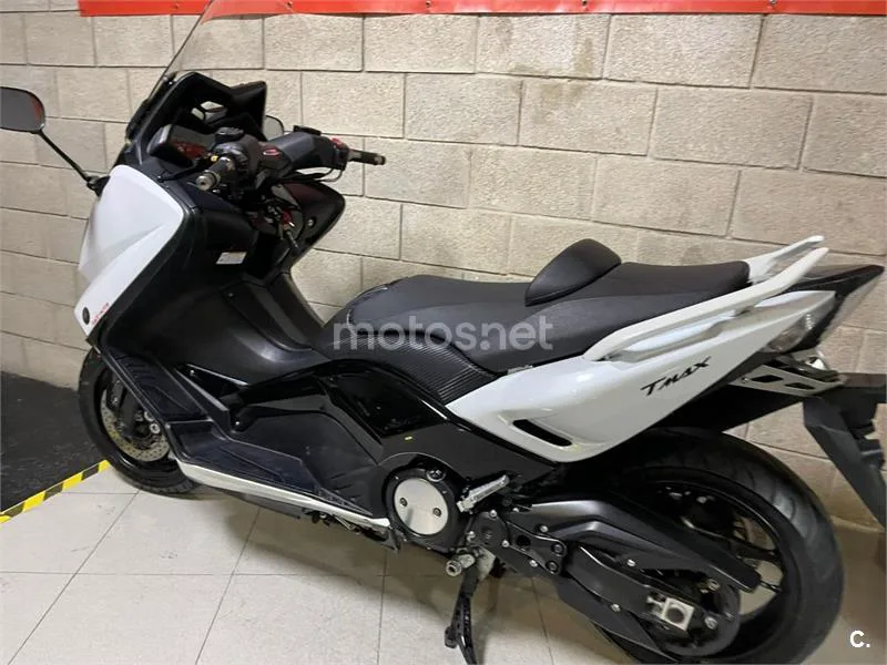 Yamaha TMAX 530 - Vista 4