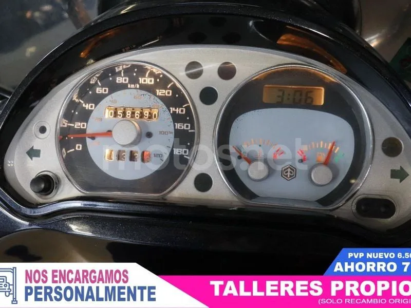Piaggio Beverly 500 - Vista 9