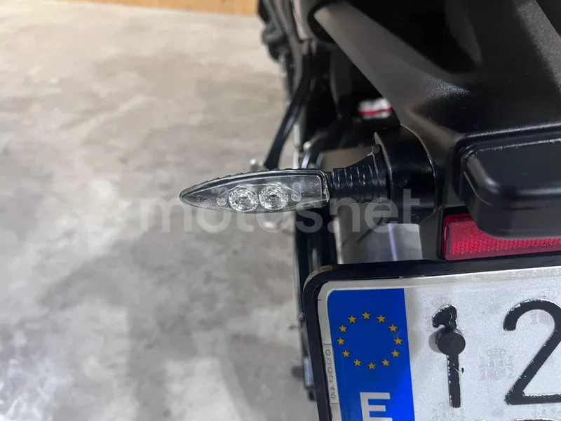 BMW S 1000 R - Vista 13