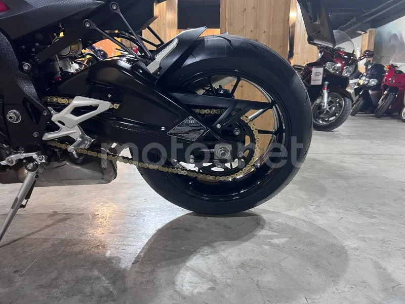 BMW S 1000 R - Vista 15
