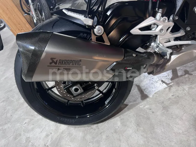 BMW S 1000 R - Vista 17