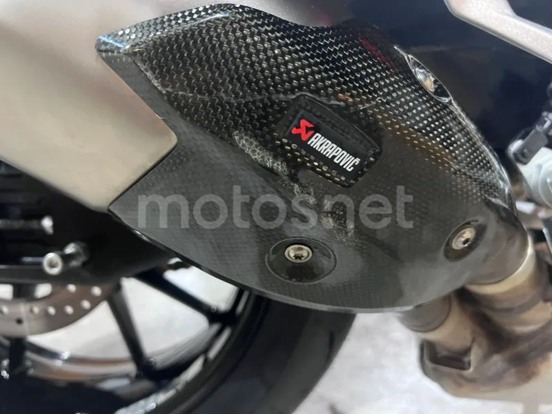 BMW S 1000 R - Vista 18