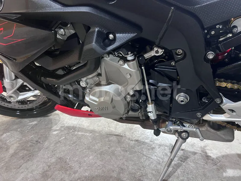BMW S 1000 R - Vista 24