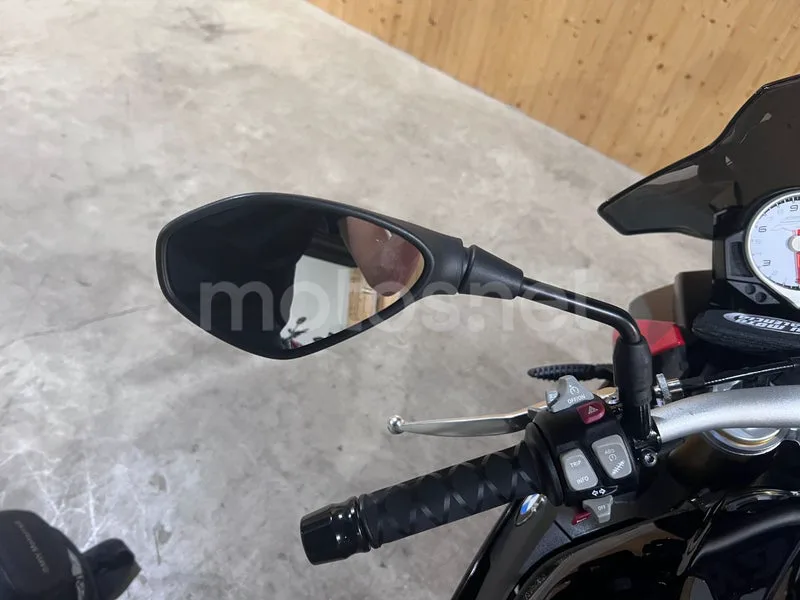 BMW S 1000 R - Vista 33