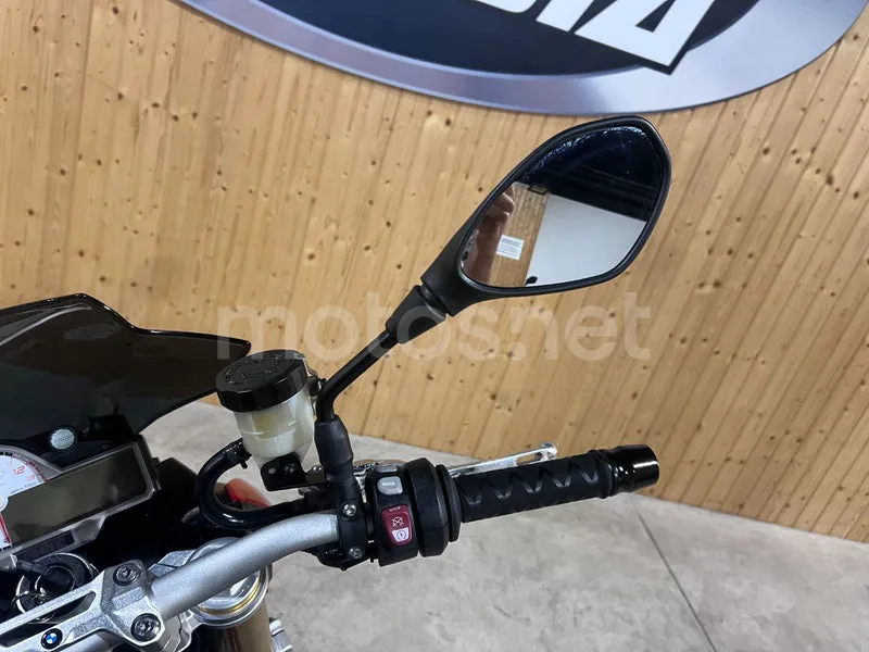 BMW S 1000 R - Vista 34