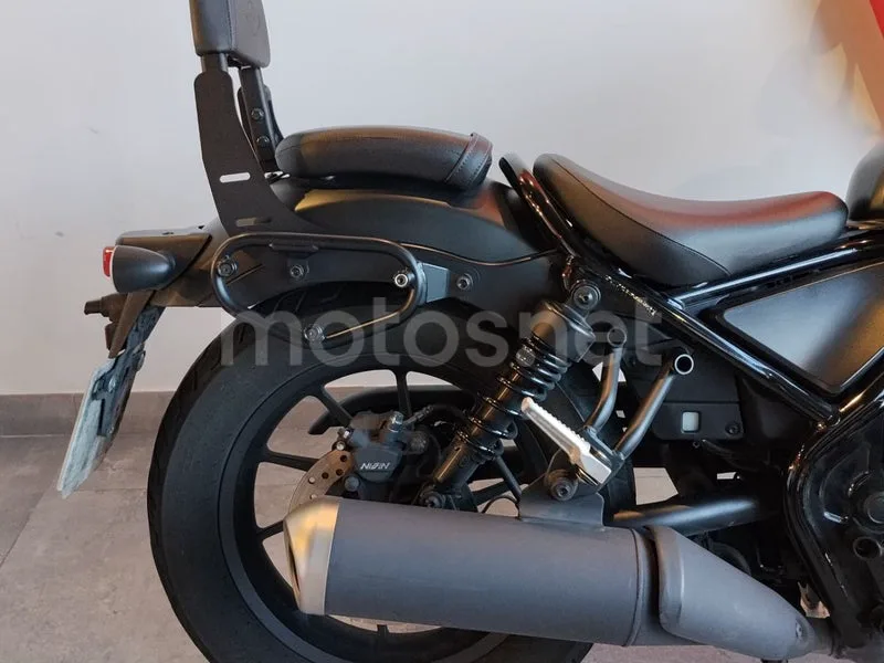 Honda Rebel 500 - Vista 19