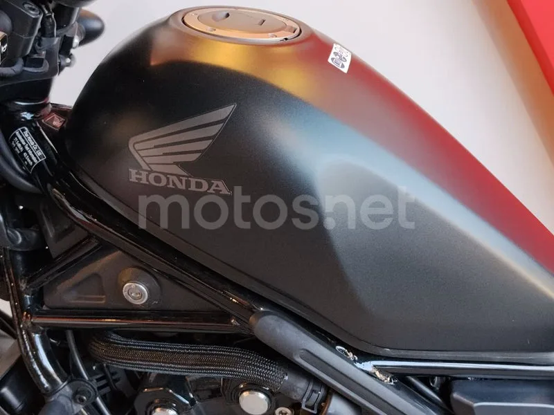 Honda Rebel 500 - Vista 8