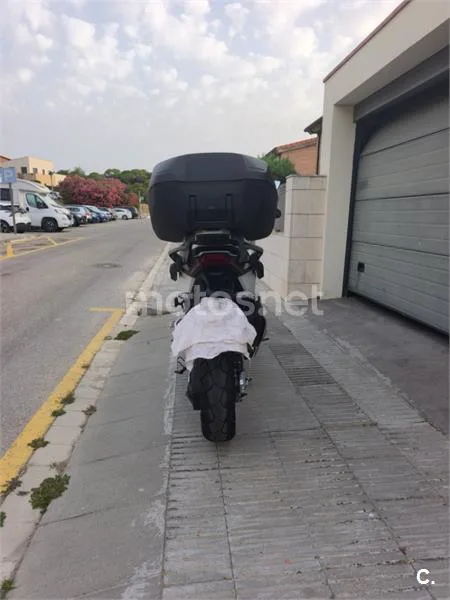 Honda X-ADV - Vista 3
