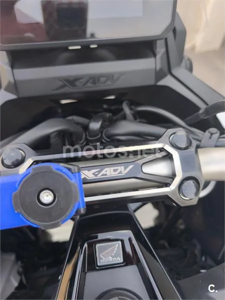 Honda X-ADV - Vista 6