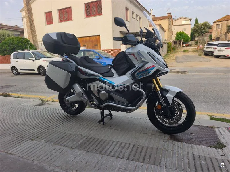 Honda X-ADV - Vista 7