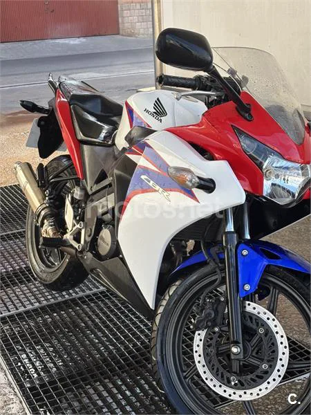 Honda CBR125R 1900 € 2012 Valencia - 1